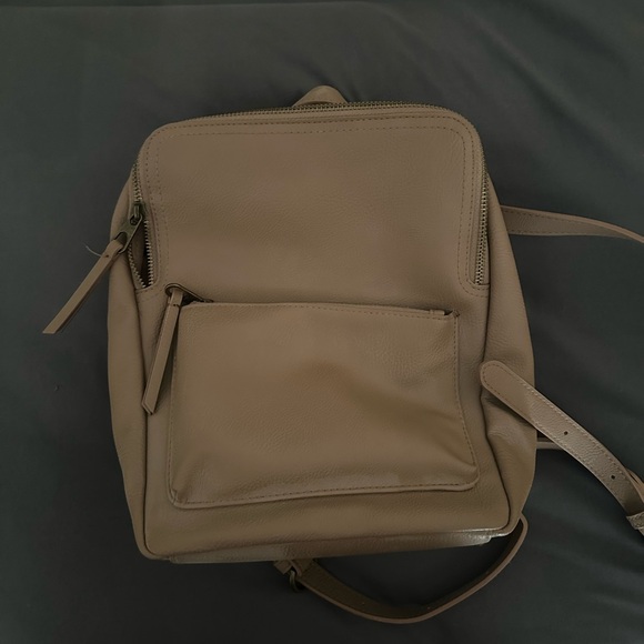 Universal Thread Handbags - Universal thread backpack